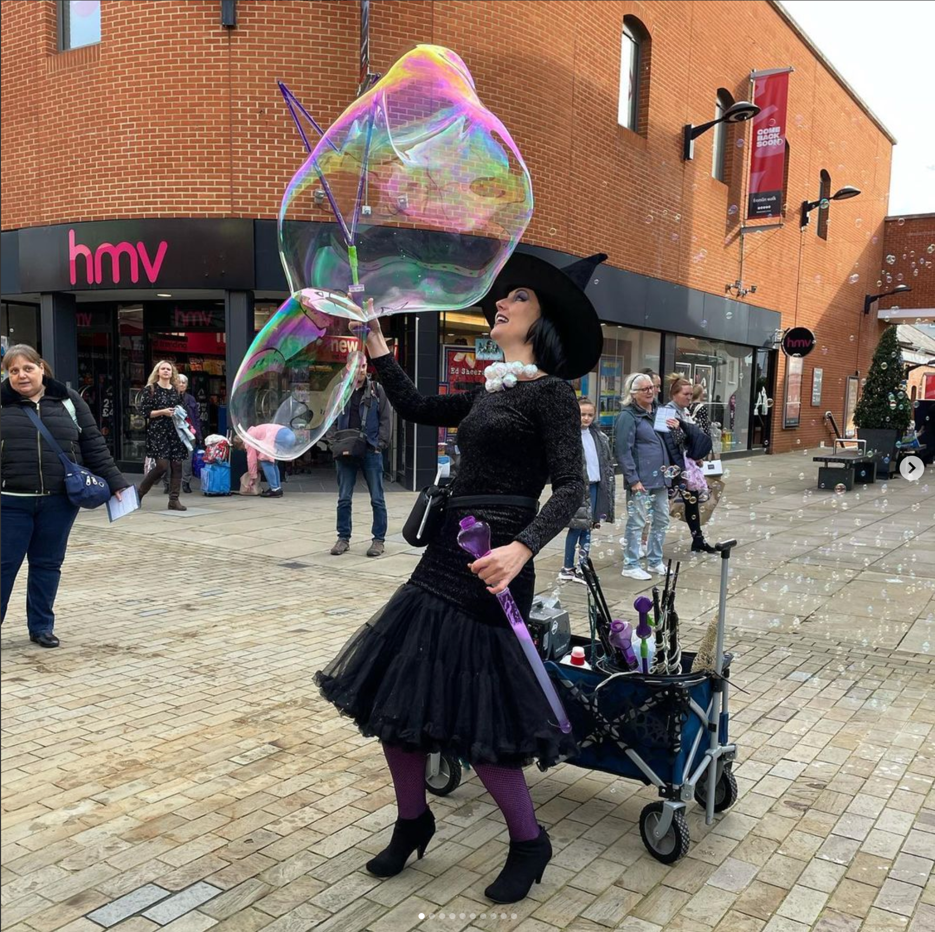 Halloween Bubble Acts