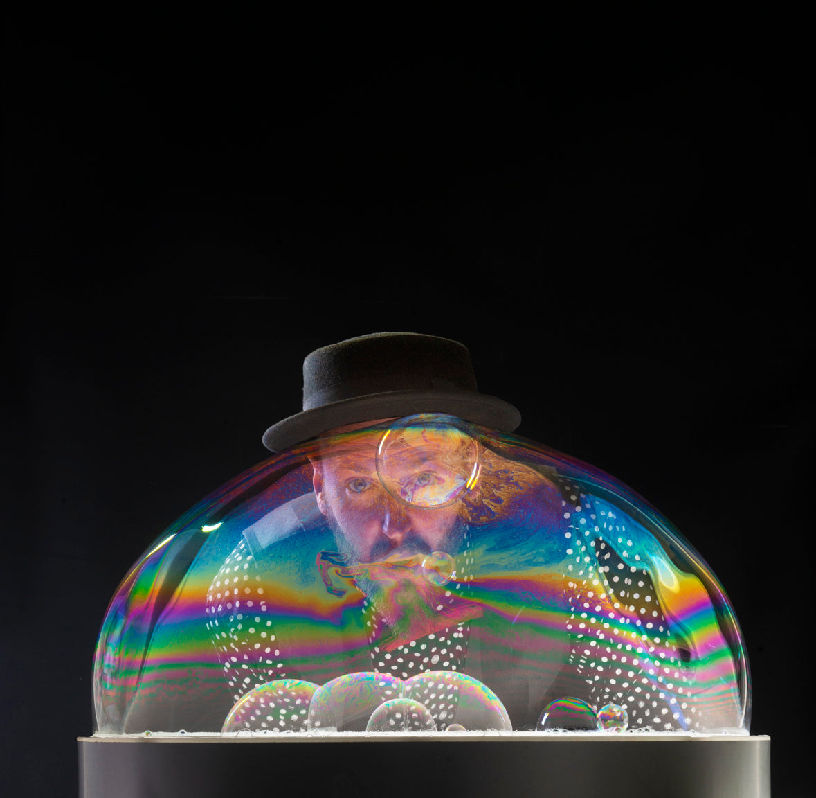 World's Tallest Bubbleologist