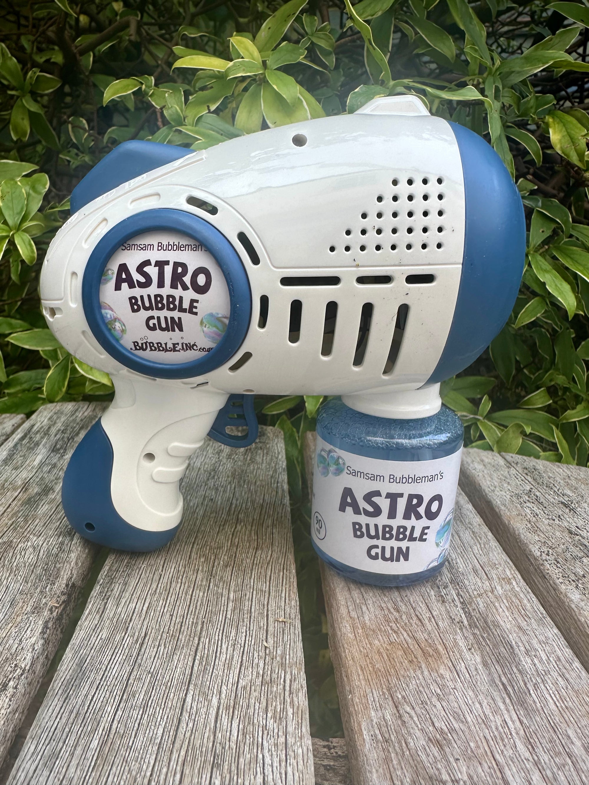 ASTRO BUBBLE GUN - Word's Best Bubble Gun!