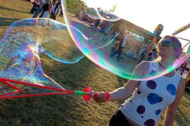Outdoor Bubble Walkabout - Bubble Inc