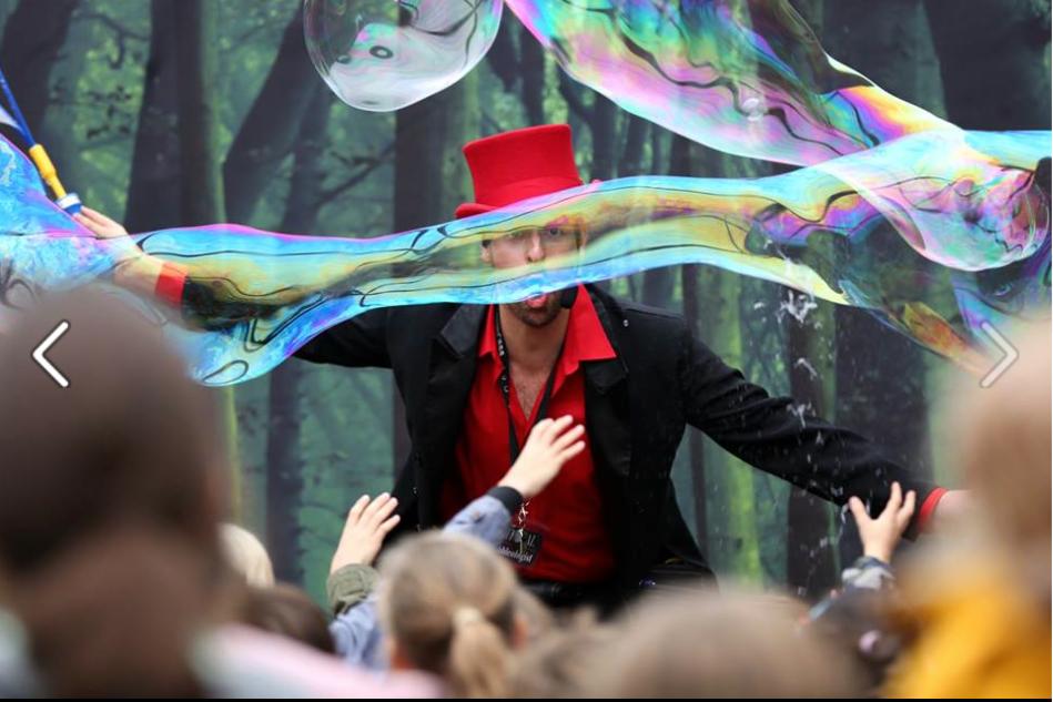 Stage Shows - Bubble Inc