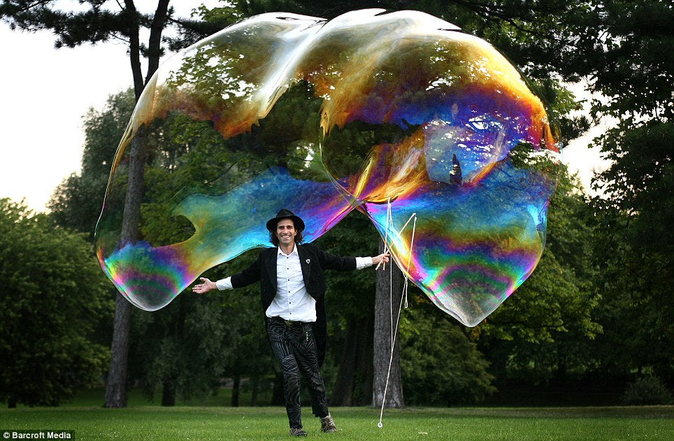 Outdoor Bubble Walkabout - Bubble Inc