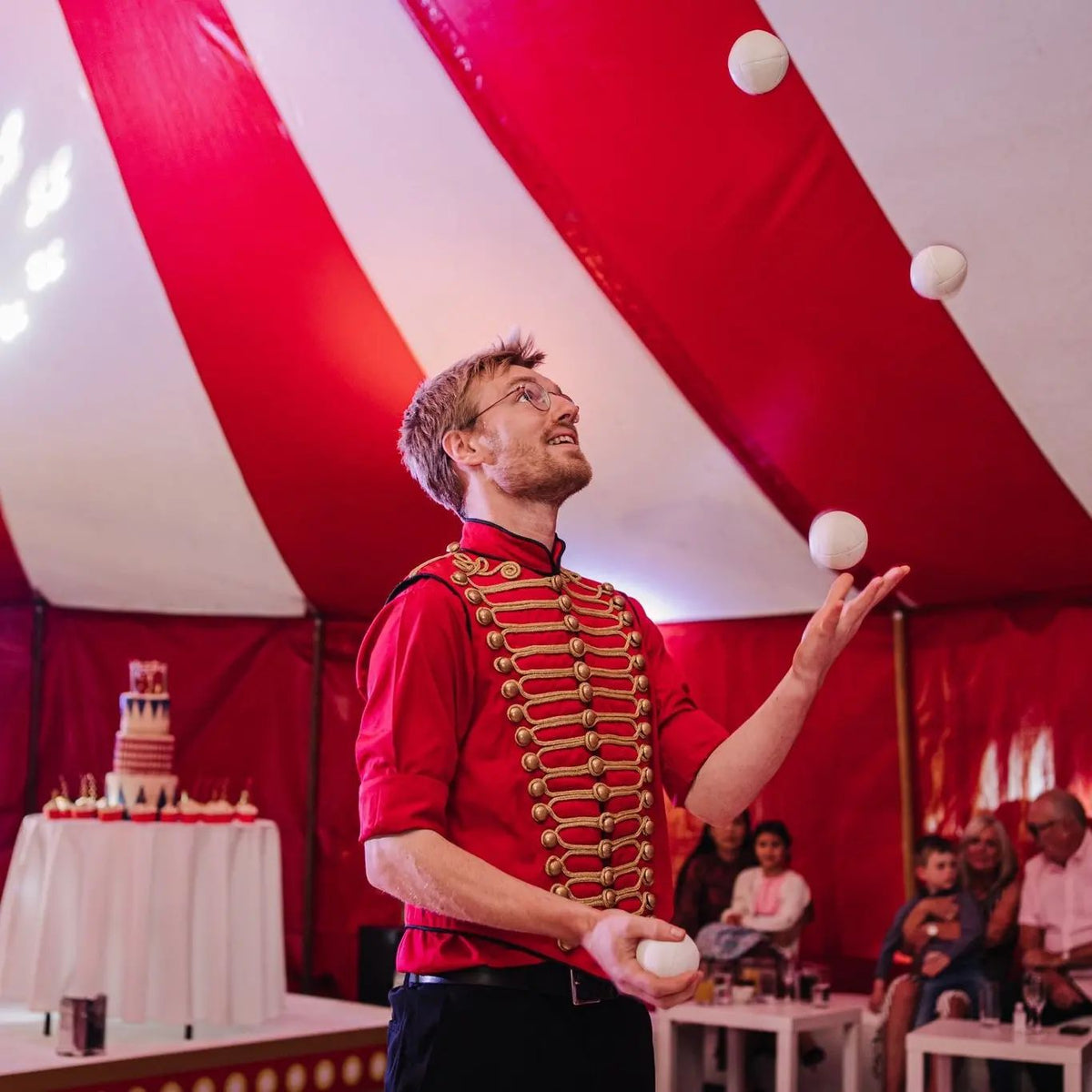 Google Circus The Circus Master - Bubble Inc
