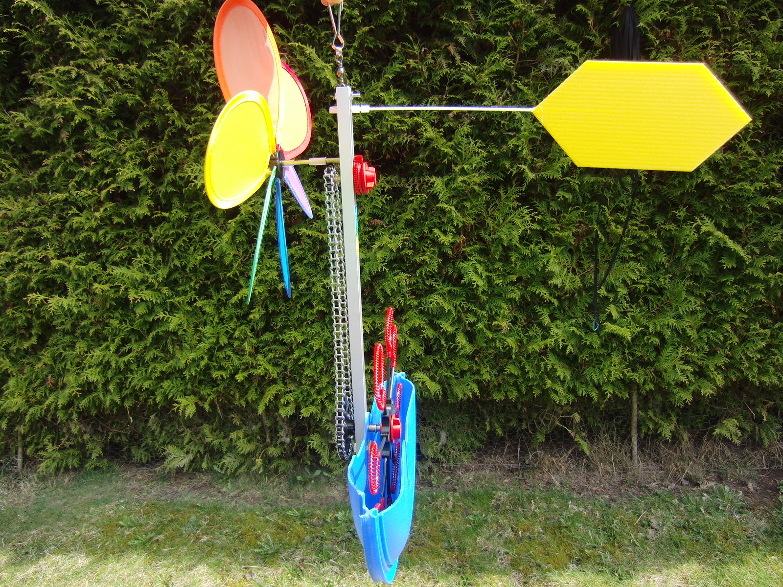 Wind-powered bubble machine! (New version) - Bubble Inc