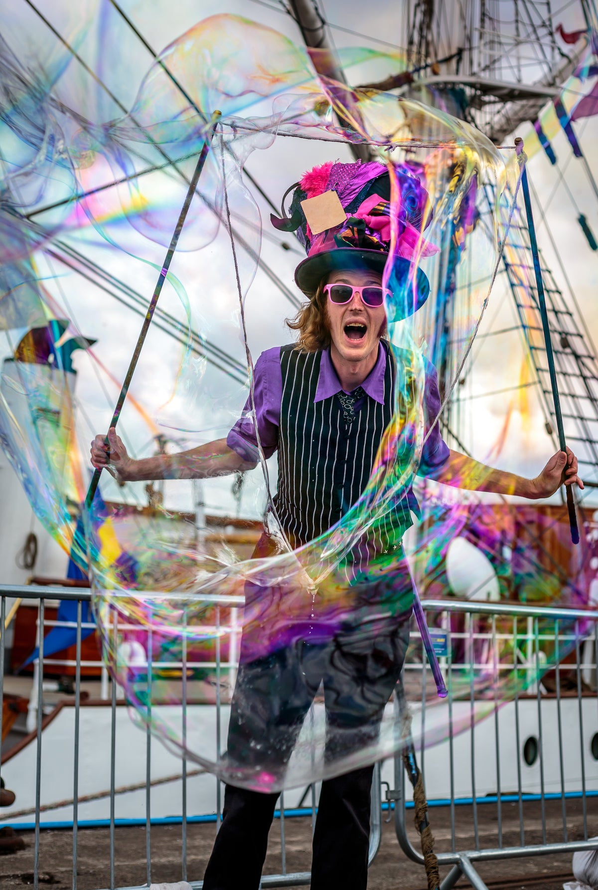 World&#39;s Tallest Bubbleologist - Bubble Inc