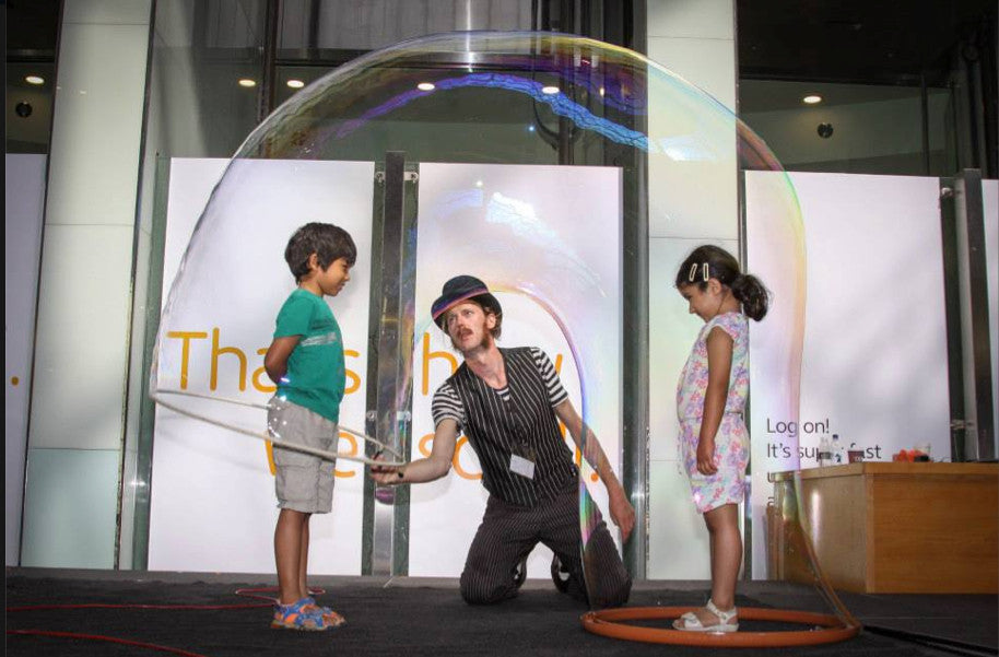 Giant Bubble Kids Parties - Bubble Inc