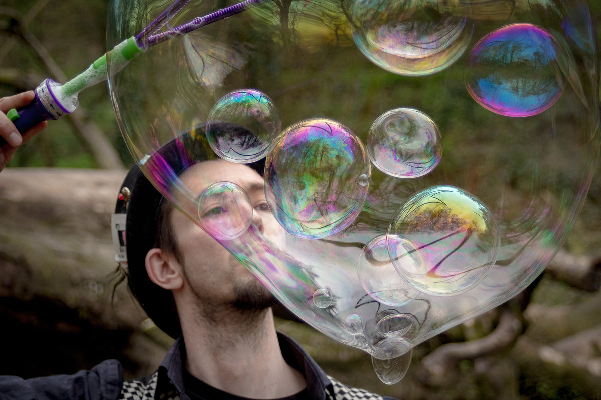 The Bubble Juggler! - Bubble Inc